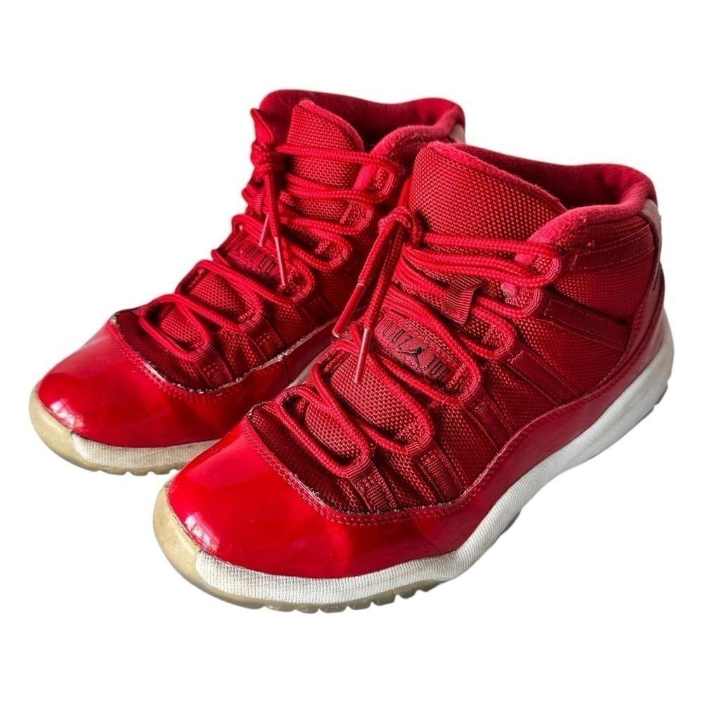 Rare Find! Air Jordan 11 Retro BP "Gym Red" - Size 3Y